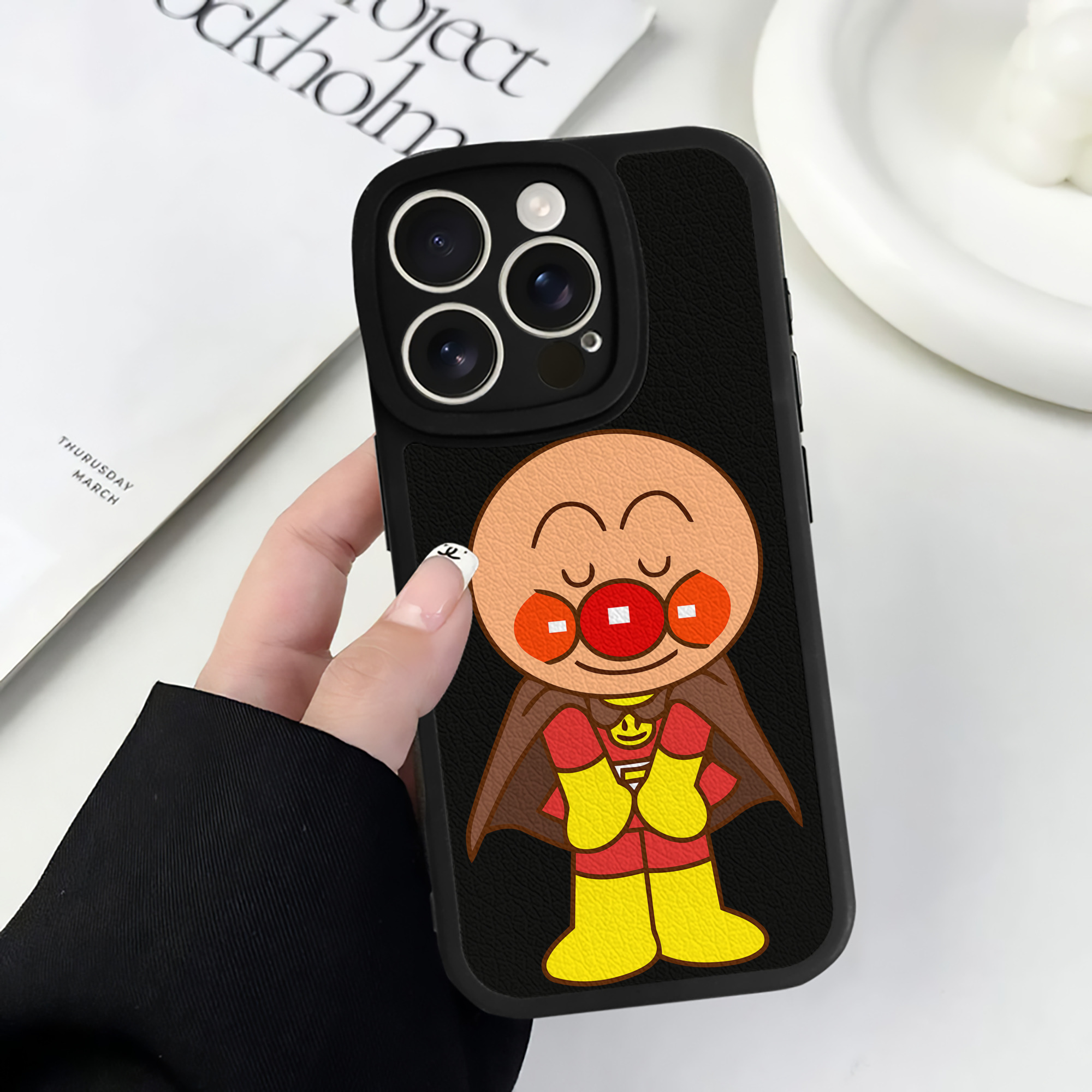 （画像用） アンパンマン Anpanman 【iPhone 16シリーズ対応】シリコンスマホケース（レザー調） 材質：シリコン